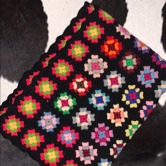 Vintage crochet knit rainbow square blanket - Picture 3 of 6